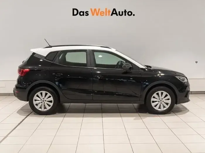 Usado Seat Arona Style 115 CV (84 kW) 2025 Negro SUV