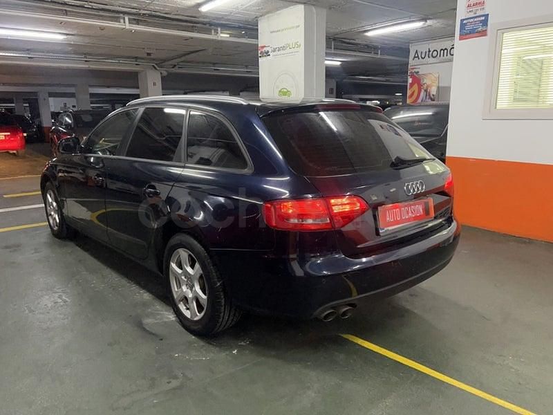 Usado Audi A4 136 CV (100 kW) 2014 Azul Familiar