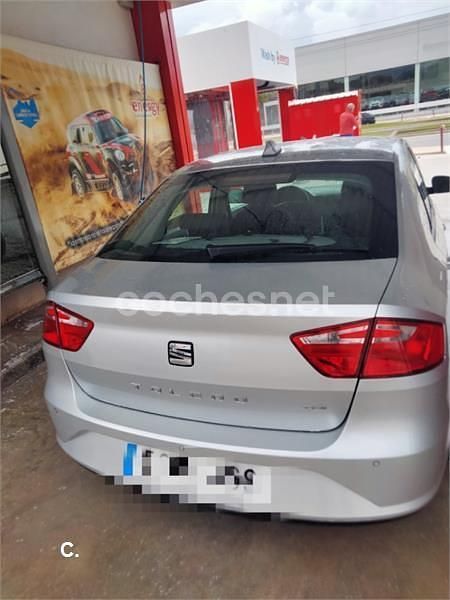 Gris / plata Usado 2015 Seat Toledo Reference Berlina | 10.500 € (Precio justo) - Imagen 1/4