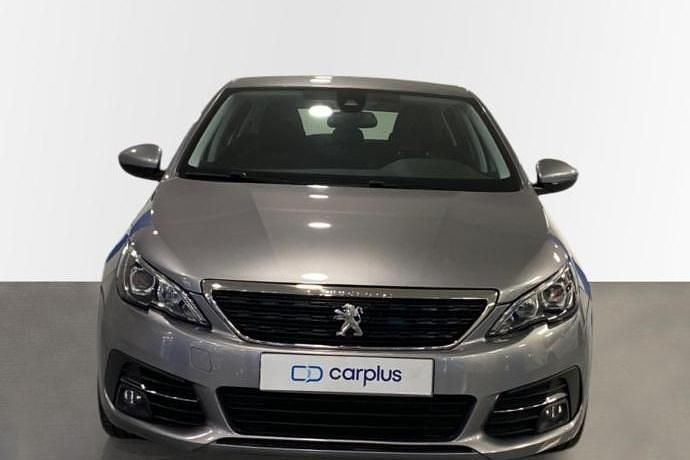 Usado Peugeot 308 Allure 130 CV (95 kW) 2020