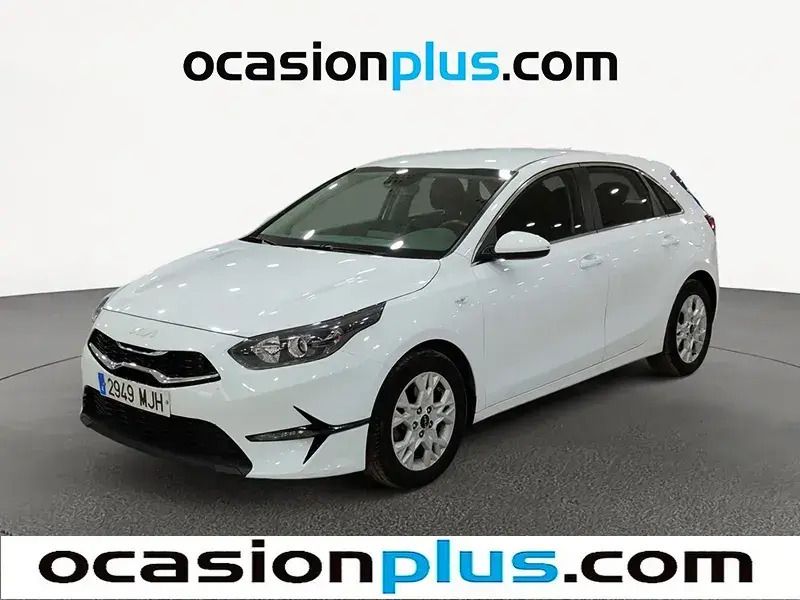 Blanco Usado 2023 Kia Ceed Utilitario | 16.810 € (Super precio) - Imagen 1/4