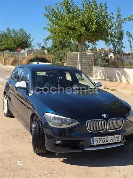 Usado BMW 118 143 CV (105 kW) 2011 Azul Utilitario