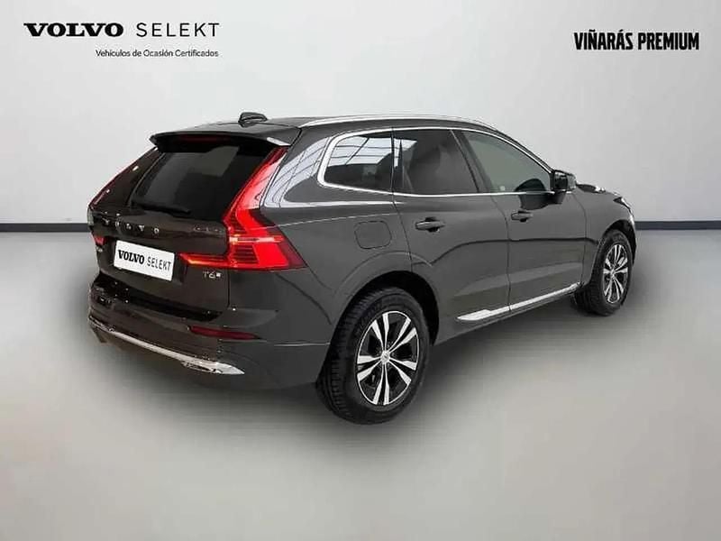 Begagnad Volvo XC60 Core 350 HK (257 kW) 2025 Grå SUV