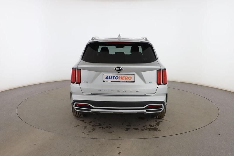 Usado Kia Sorento 265 CV (194 kW) 2021 Gris SUV