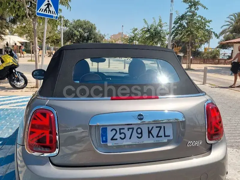 Usado Mini Cooper Cabriolet 136 CV (100 kW) 2019 Gris / plata Descapotable