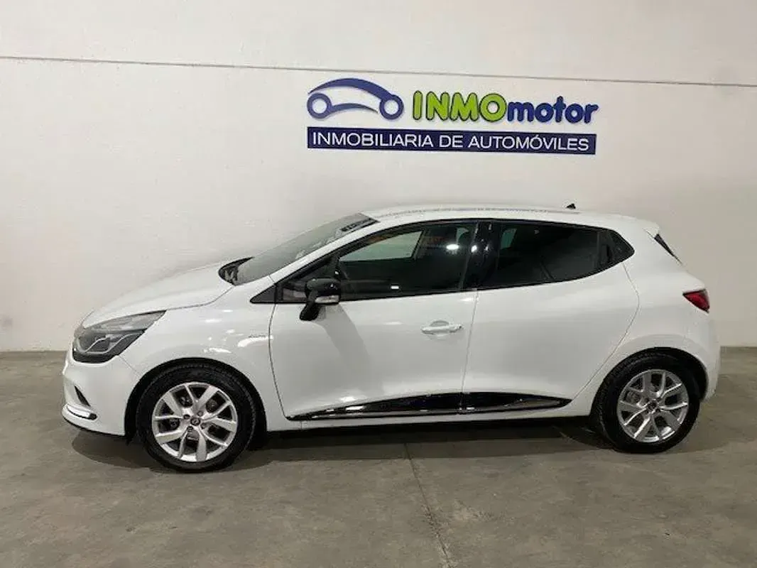 Usado Renault Clio LIMITED 76 CV (55 kW) 2019 Blanco Utilitario