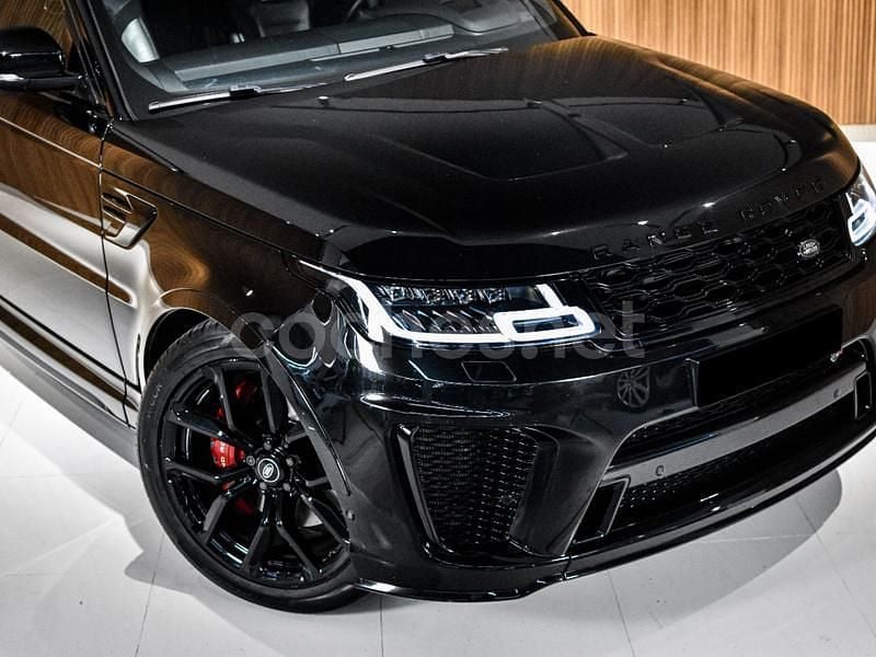 Begagnad Land Rover Range Rover Sport SVR 575 HK (422 kW) 2019 Svart SUV