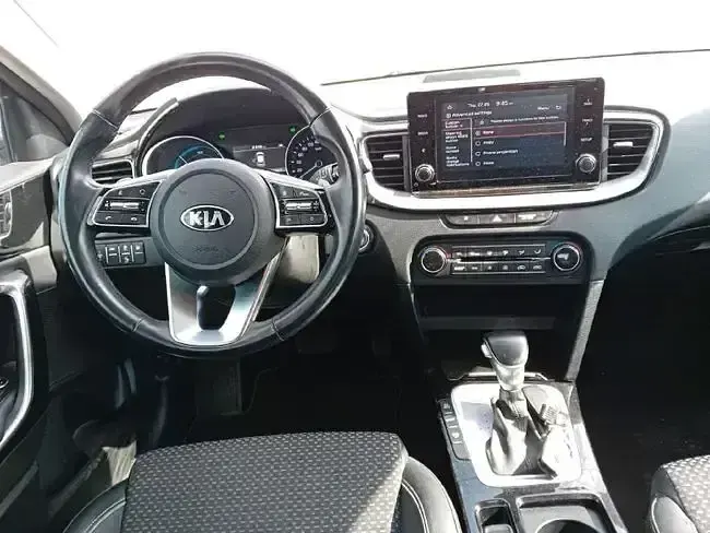Usado Kia XCeed 141 CV (103 kW) 2021 Gris SUV