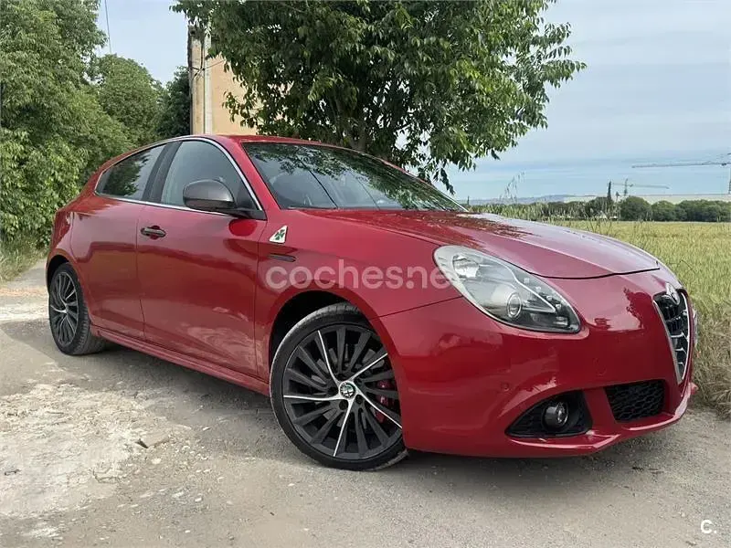 Usado Alfa Romeo Giulietta Quadrifoglio Verde 240 CV (176 kW) 2015 Rojo Utilitario