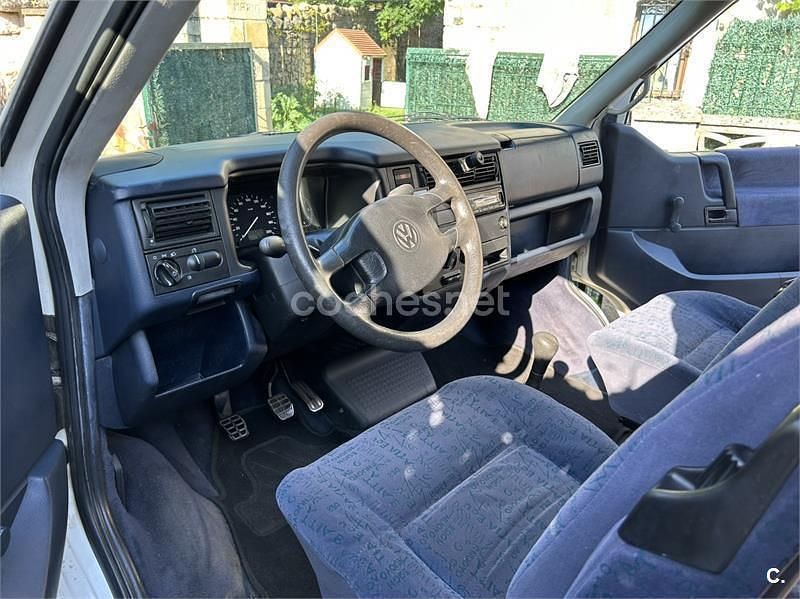 Blanco Usado 2003 VW Multivan Monovolumen | 5900 € - Imagen 1/4