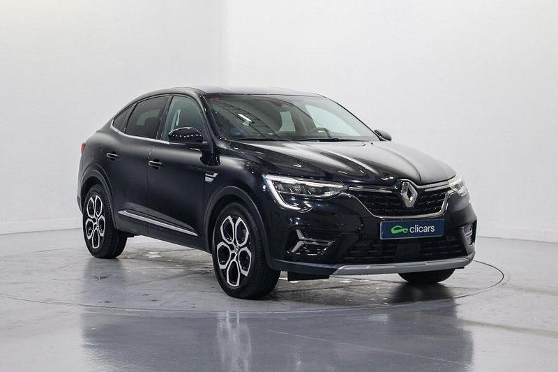 Usado Renault Arkana Zen 145 CV (106 kW) 2021 Negro SUV