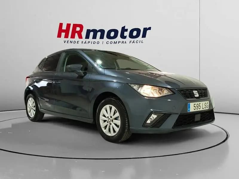 Gris Usado 2021 Seat Ibiza Style Utilitario | 13.650 € (Precio justo) - Imagen 1/4