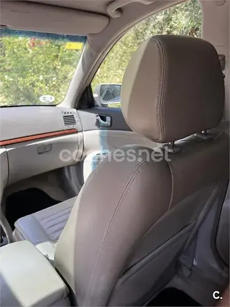 Usado Hyundai Sonata Comfort 140 CV (102 kW) 2007 Beige Berlina