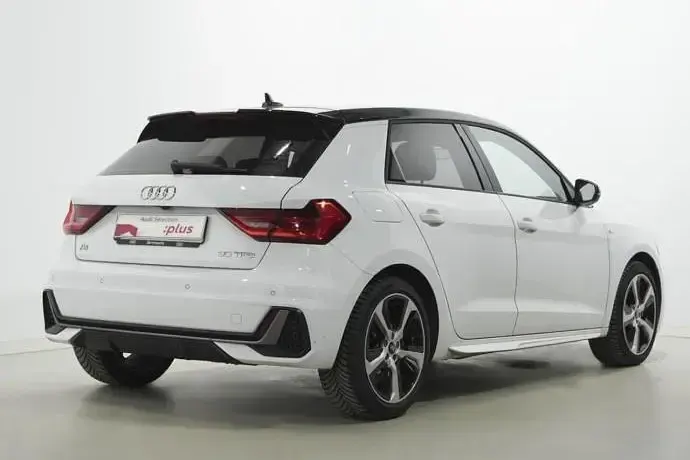 Usado Audi A1 110 CV (80 kW) 2023 SUV