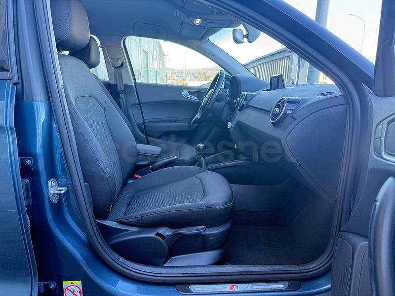 Usado Audi A1 Sportback S-Line 95 CV (69 kW) 2018 Azul Utilitario