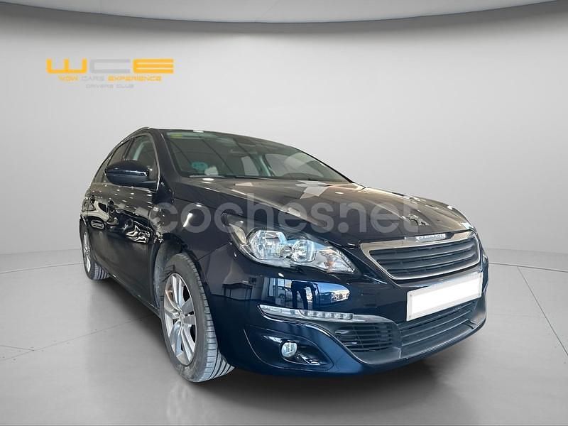 Usado Peugeot 308 SW Style 130 CV (95 kW) 2016 Negro Familiar
