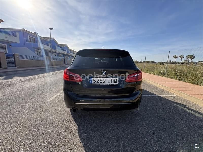 Usado BMW 225 Active Tourer iPerformance 224 HP (164 kW) 2017 Preto Monovolume