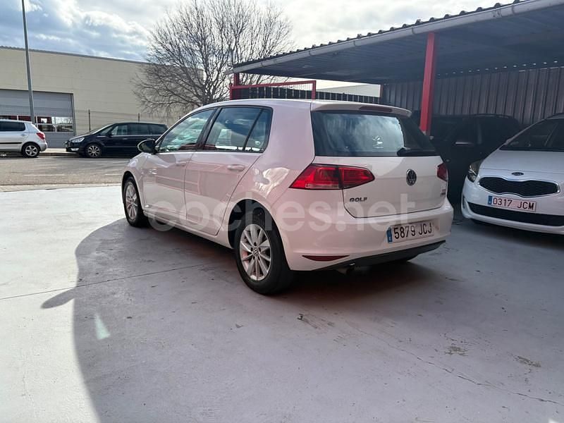 Usado VW Golf VII Edition 105 CV (77 kW) 2015 Blanco Berlina