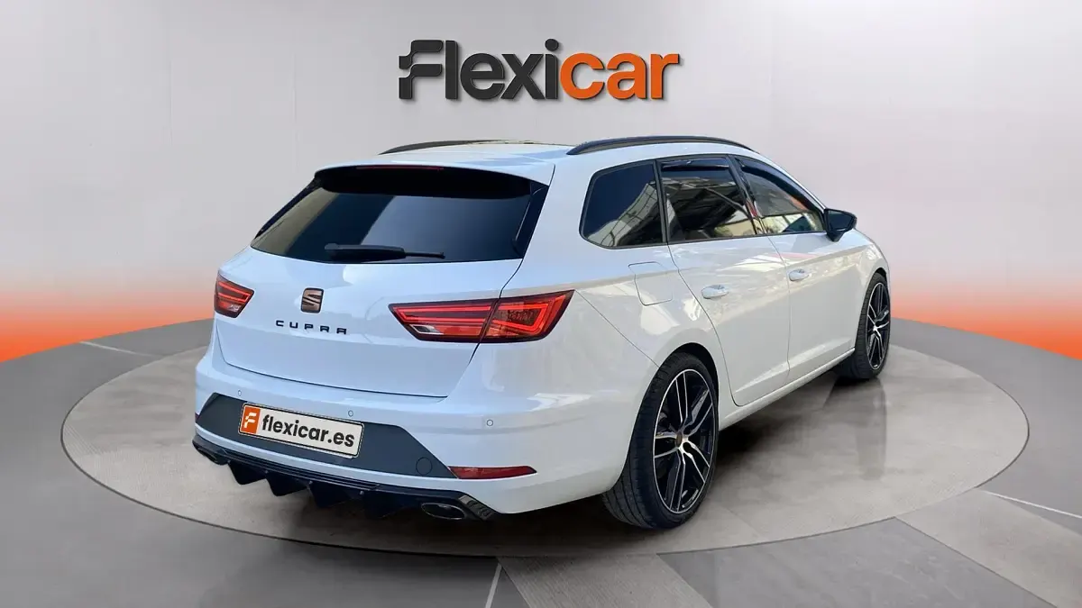 Usado Seat Leon CUPRA 290 CV (213 kW) 2019 Blanco Berlina