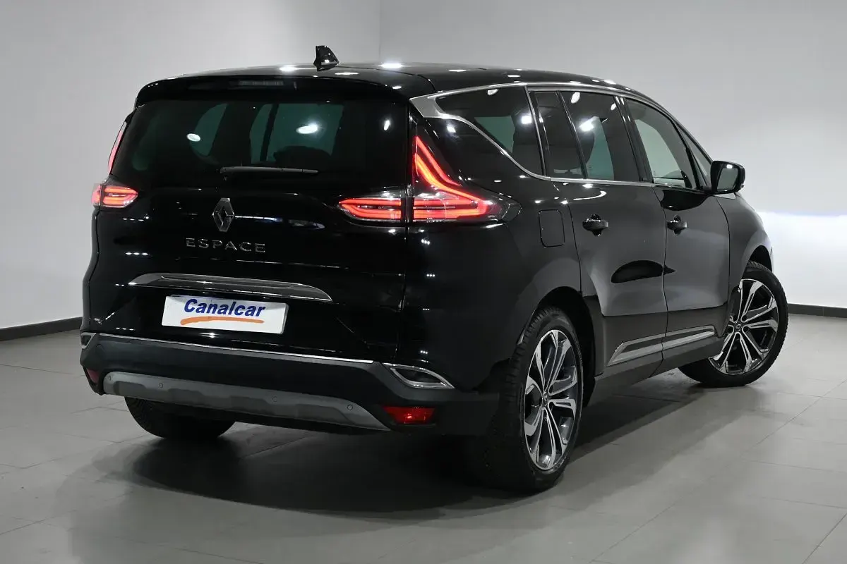 Usado Renault Espace Initiale Paris 200 CV (147 kW) 2020 Negro Monovolumen
