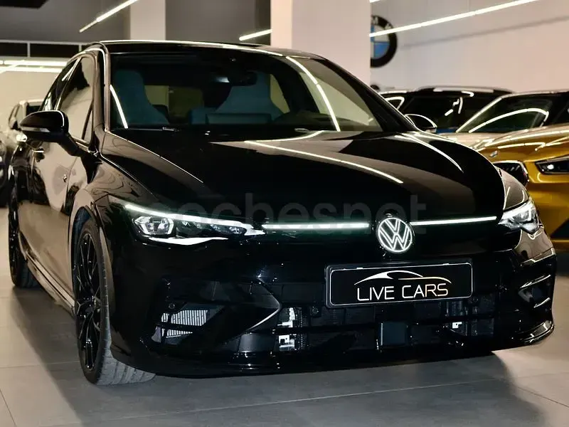 Nuevo VW Golf VIII Black Edition 333 CV (244 kW) 2026 Negro Berlina