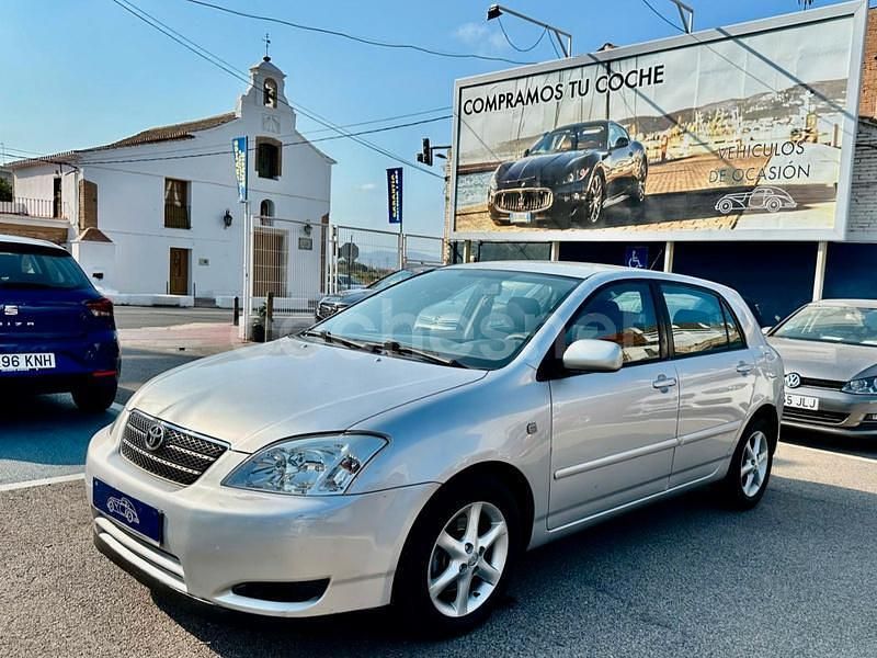 Gris / plata Usado 2004 Toyota Corolla Sol Berlina | 3990 € (Precio justo) - Imagen 1/4