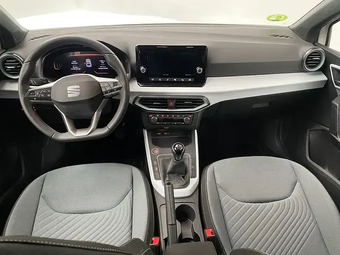Usado Seat Ibiza 115 CV (84 kW) 2025 Blanco Utilitario