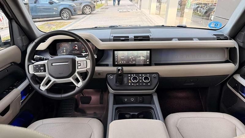 Usado Land Rover Defender SE 404 CV (297 kW) 2021 Gris / plata SUV