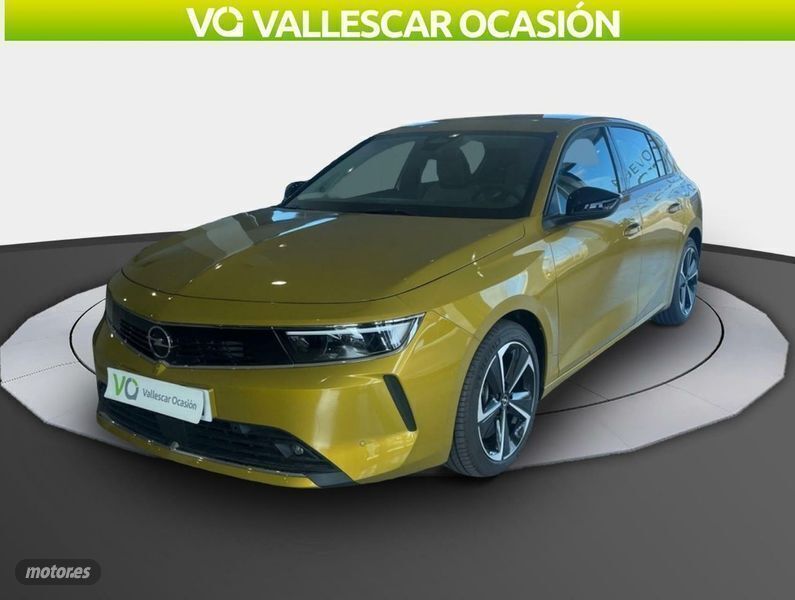 Dorado Usado 2023 Opel Astra Edition Berlina | 27.900 € (Precio justo) - Imagen 1/4