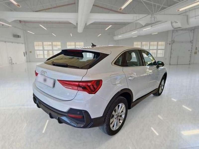 Usado Audi Q3 Sportback S-Line 245 CV (180 kW) 2023 Gris SUV