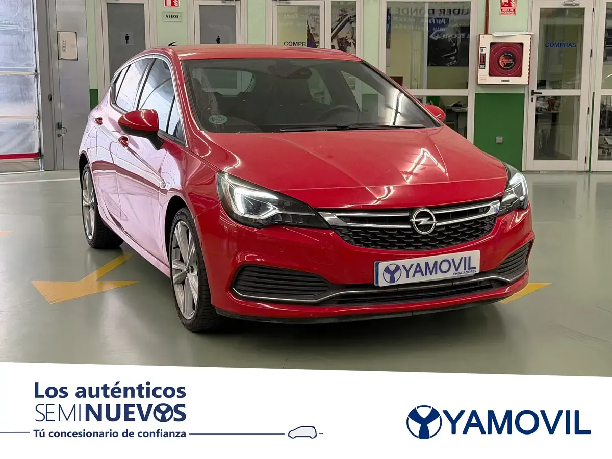 Usado Opel Astra 150 CV (110 kW) 2018 Rojo