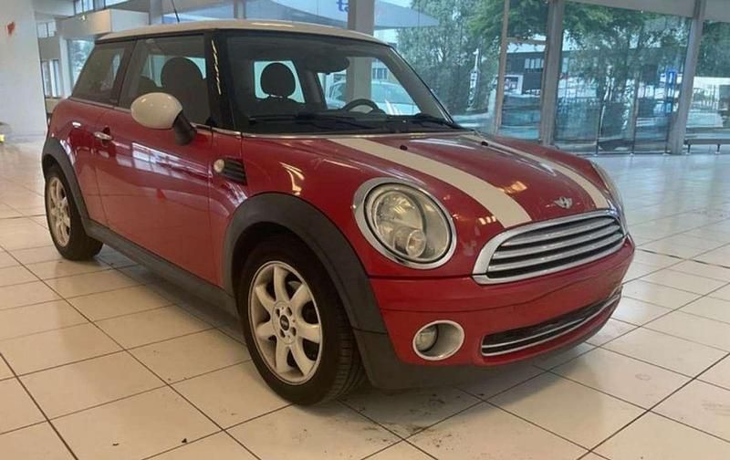 Usado Mini Cooper 122 CV (89 kW) 2011 Rojo Utilitario