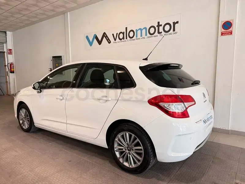 Usado Citroën C4 112 CV (82 kW) 2011 Blanco Berlina