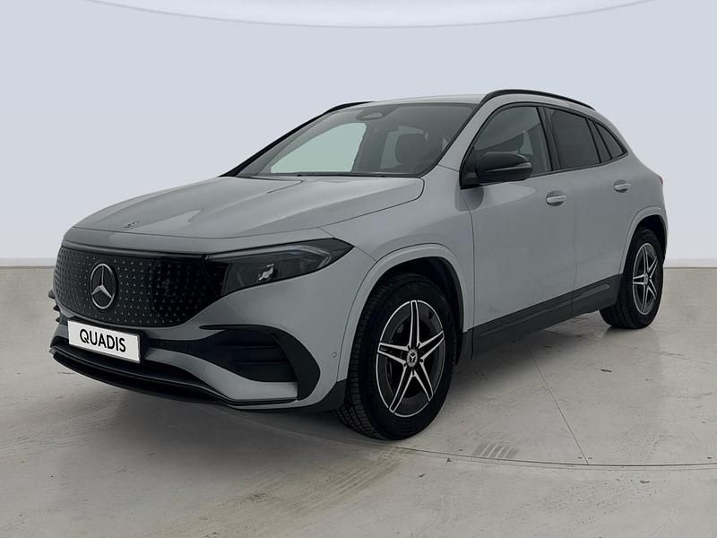 Usado Mercedes EQA300 167 kW (228 CV) 2025 Gris plata SUV