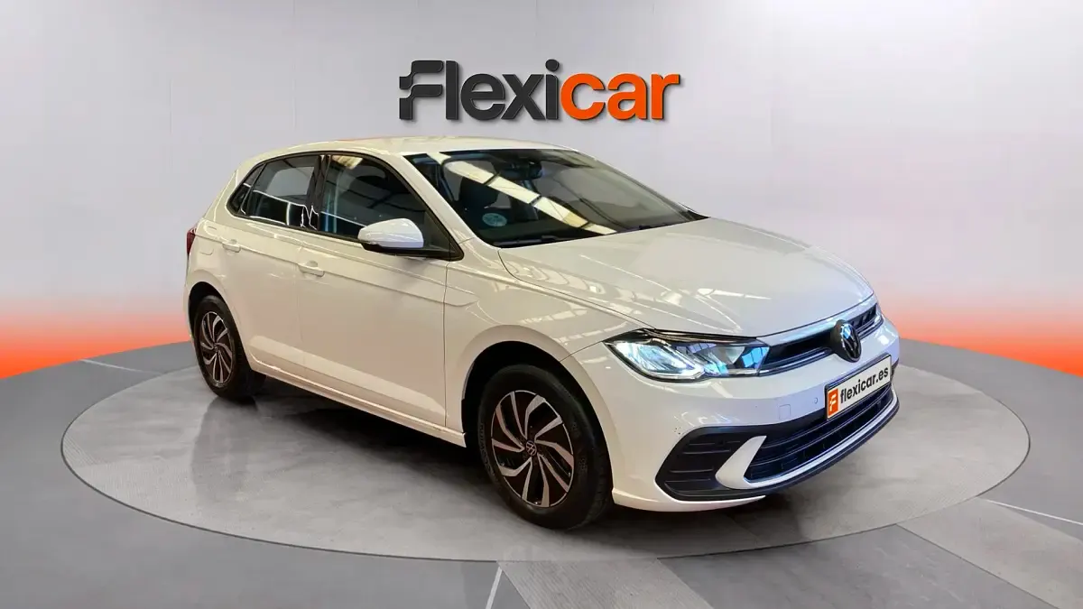 Usado VW Polo Life 95 CV (69 kW) 2023 Utilitario