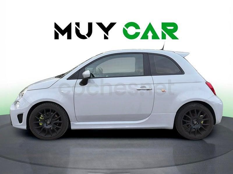 Usado Abarth 595 165 CV (121 kW) 2023 Gris / plata Berlina