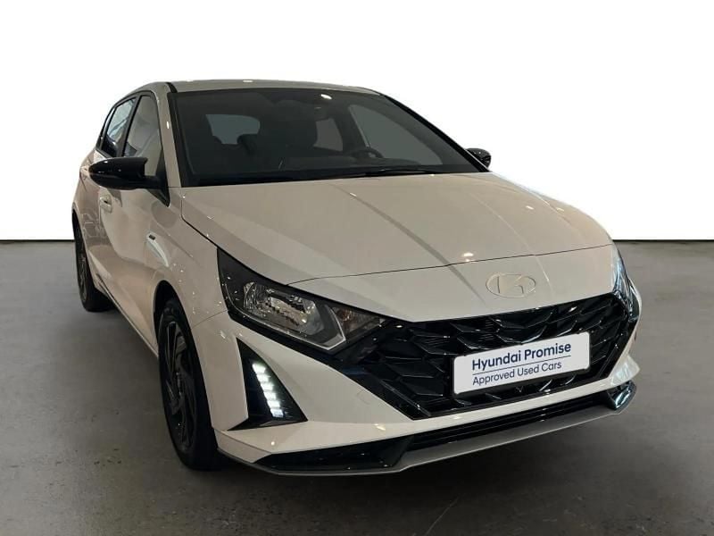 Nuevo Hyundai i20 Blackline 90 CV (66 kW) 2026 Blanco Utilitario