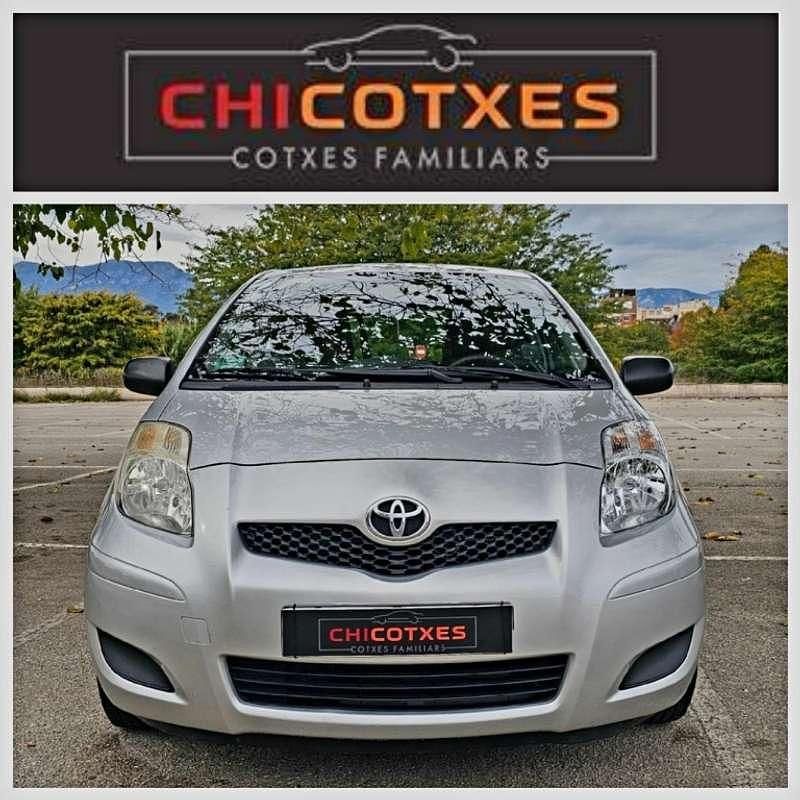 Gris Usado 2009 Toyota Yaris Utilitario | 3999 € (Super precio) - Imagen 1/4