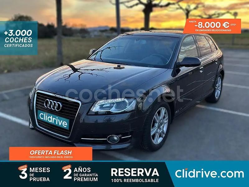 Gris / plata Usado 2011 Audi A3 Attraction Berlina | 8690 € (Precio justo) - Imagen 1/3