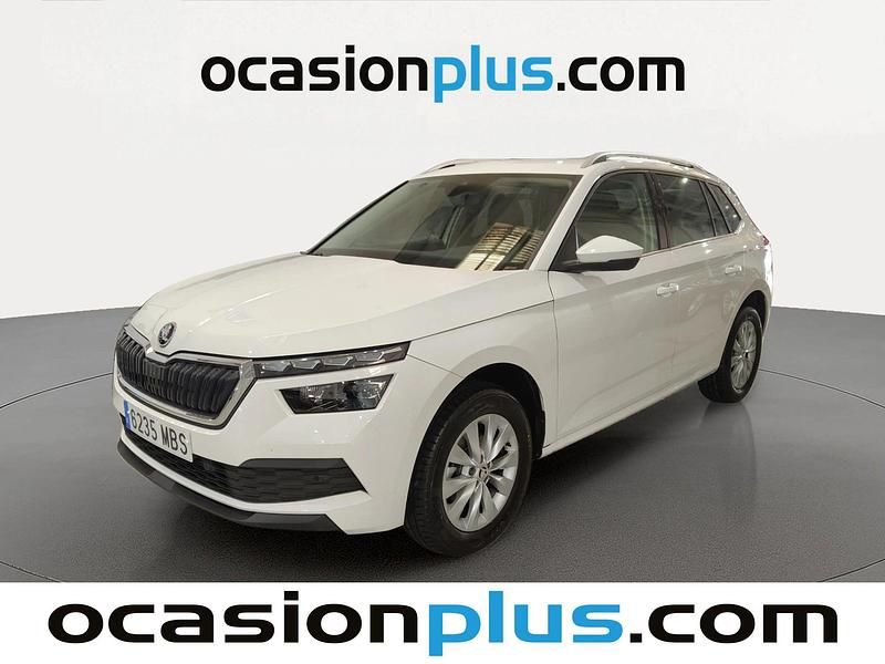 Usado Skoda Kamiq Ambition 110 CV (80 kW) 2022 Blanco SUV