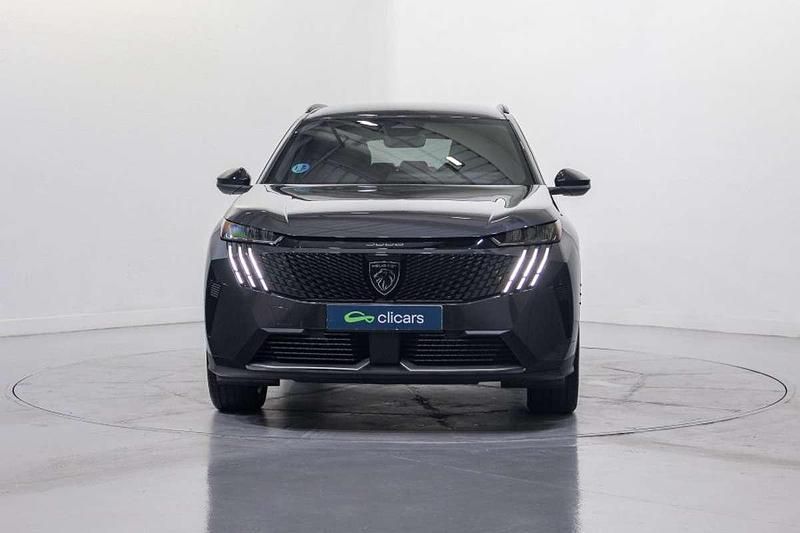 Usado Peugeot 5008 Allure 136 CV (100 kW) 2025 Gris SUV