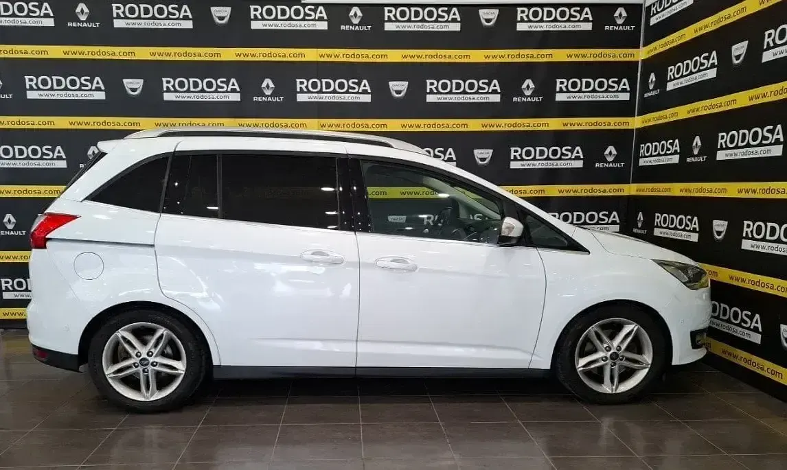 Usado Ford C-MAX Titanium 125 CV (91 kW) 2017 Blanco Monovolumen