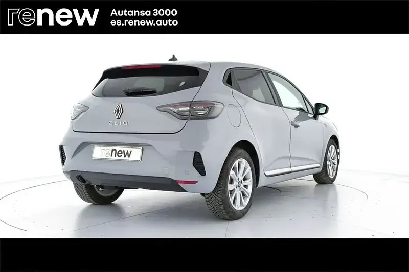 Usado Renault Clio V Evolution 100 CV (73 kW) 2025 Gris Berlina