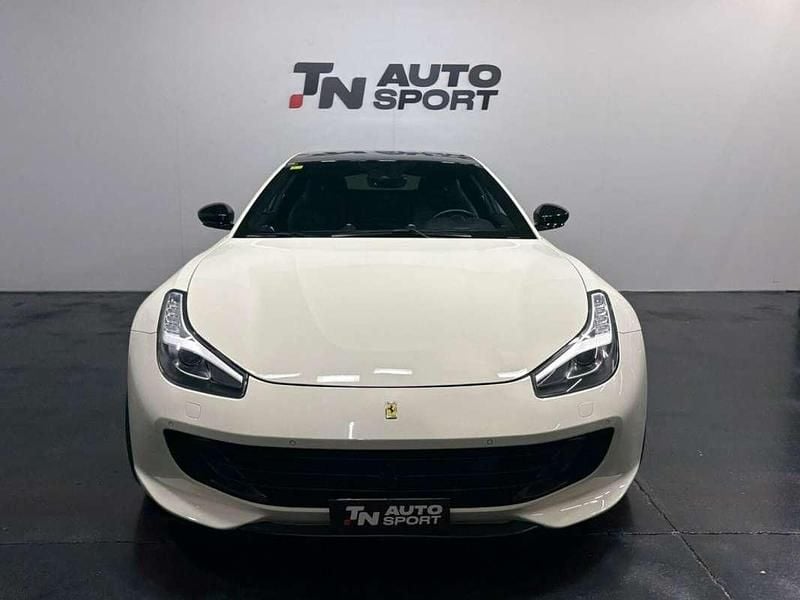 Usado Ferrari GTC4Lusso 690 CV (507 kW) 2020 Blanco Familiar