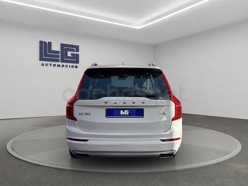 Usado Volvo XC90 Momentum 390 CV (286 kW) 2019 Blanco SUV