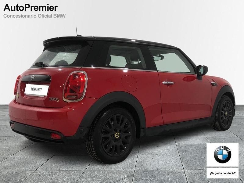 Usado Mini Cooper SE 135 kW (184 CV) 2022 Rojo Utilitario