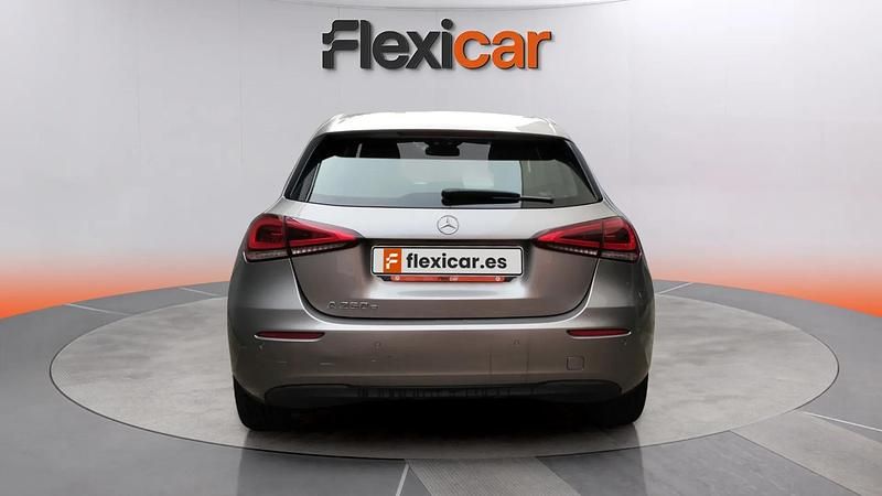 Usado Mercedes A250 218 CV (160 kW) 2020 Gris Berlina