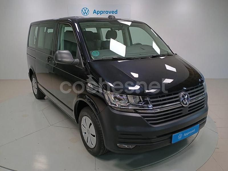 Negro Usado 2024 VW Caravelle Monovolumen | 41.500 € (Un poco caro) - Imagen 1/4
