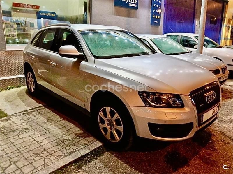 Usado Audi Q5 170 CV (125 kW) 2010 Gris / plata SUV