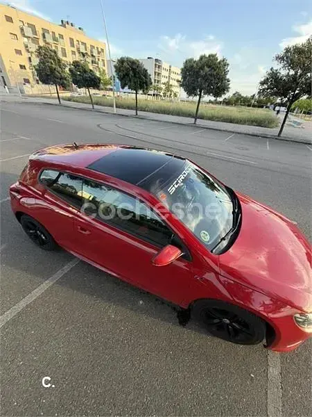 Usado VW Scirocco R-line 140 CV (102 kW) 2014 Rojo Coupe